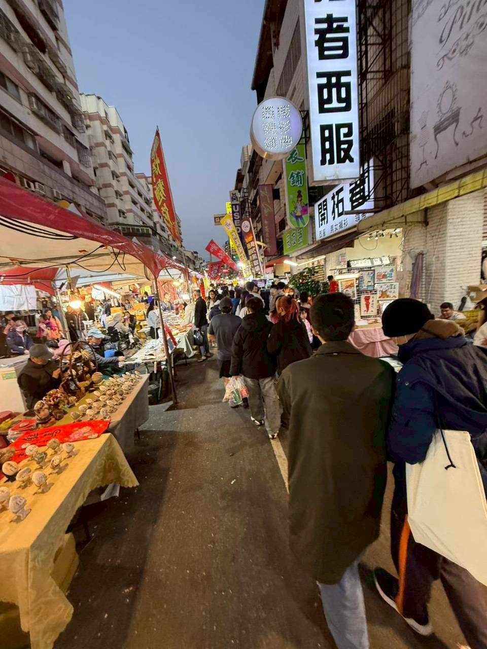 台湾の旧正月(春節)街並みと装飾